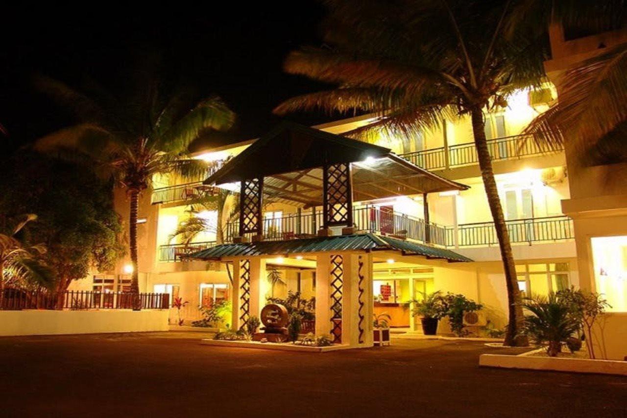 Dzama Hotel Grand Baie Exterior photo
